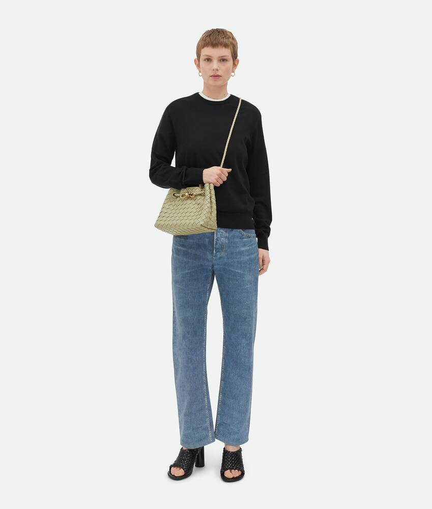 【BOTTEGA VENETA】ミディアム アンディアーモ レザー デニム トラバーチンスモール アンディアーモ| Bottega Veneta® 日本