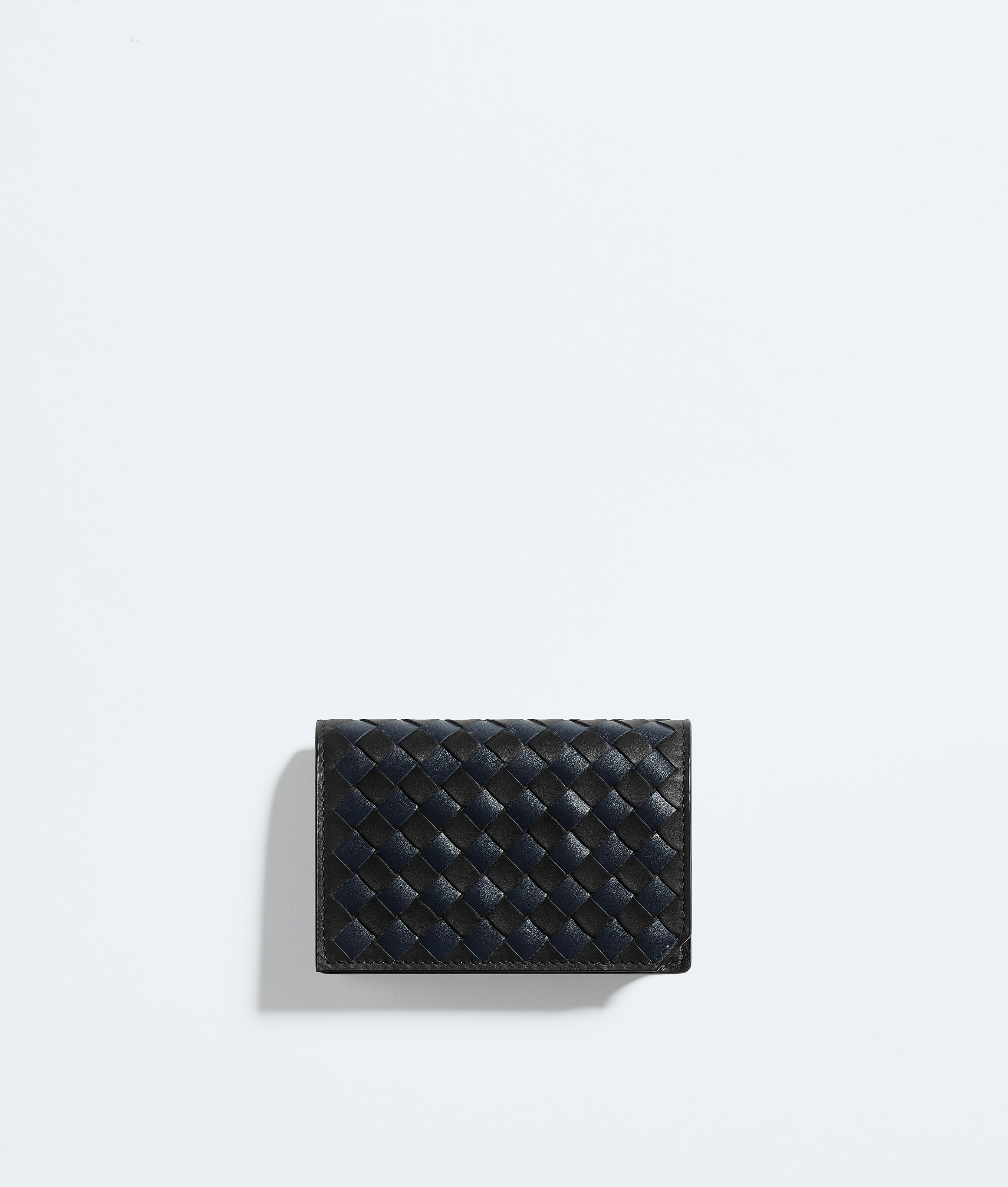 Men's Intrecciato Piccolo Business Card Case in Black/midnight