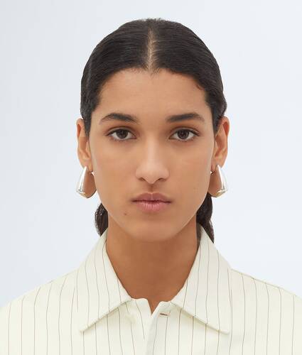 Kleine Fin Ohrringe f&uuml;r Damen in Silver Bottega Veneta Deutschland DE - Image 2