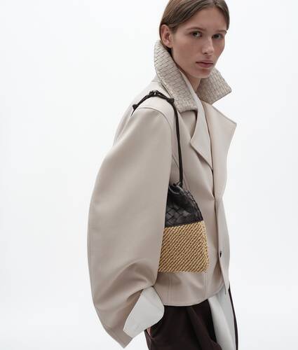 Women's Dustbag in Espresso/natural Bottega Veneta Brazil EN - Image 2
