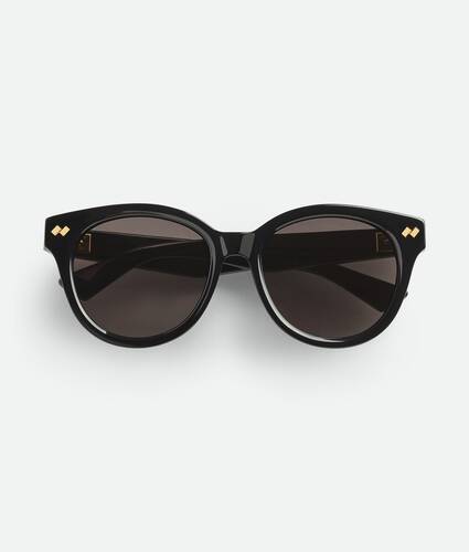 Women's Dizzy Round Sunglasses in Black/grey Bottega Veneta Canada EN - Image 1