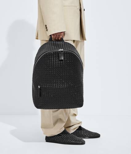 Men's Intrecciato 1975 Backpack in Black Bottega Veneta Macao SAR China EN - Image 2