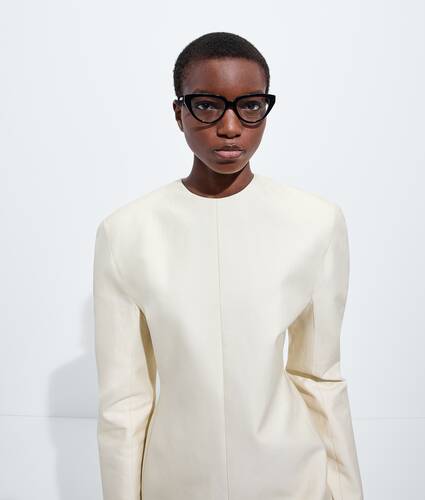 Classic Cat Eye Eyeglasses in Black/transparent Bottega Veneta Brazil EN - Image 2
