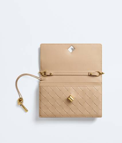 Women's Andiamo Pouch on Chain in Shore Bottega Veneta Malaysia EN - Image 3