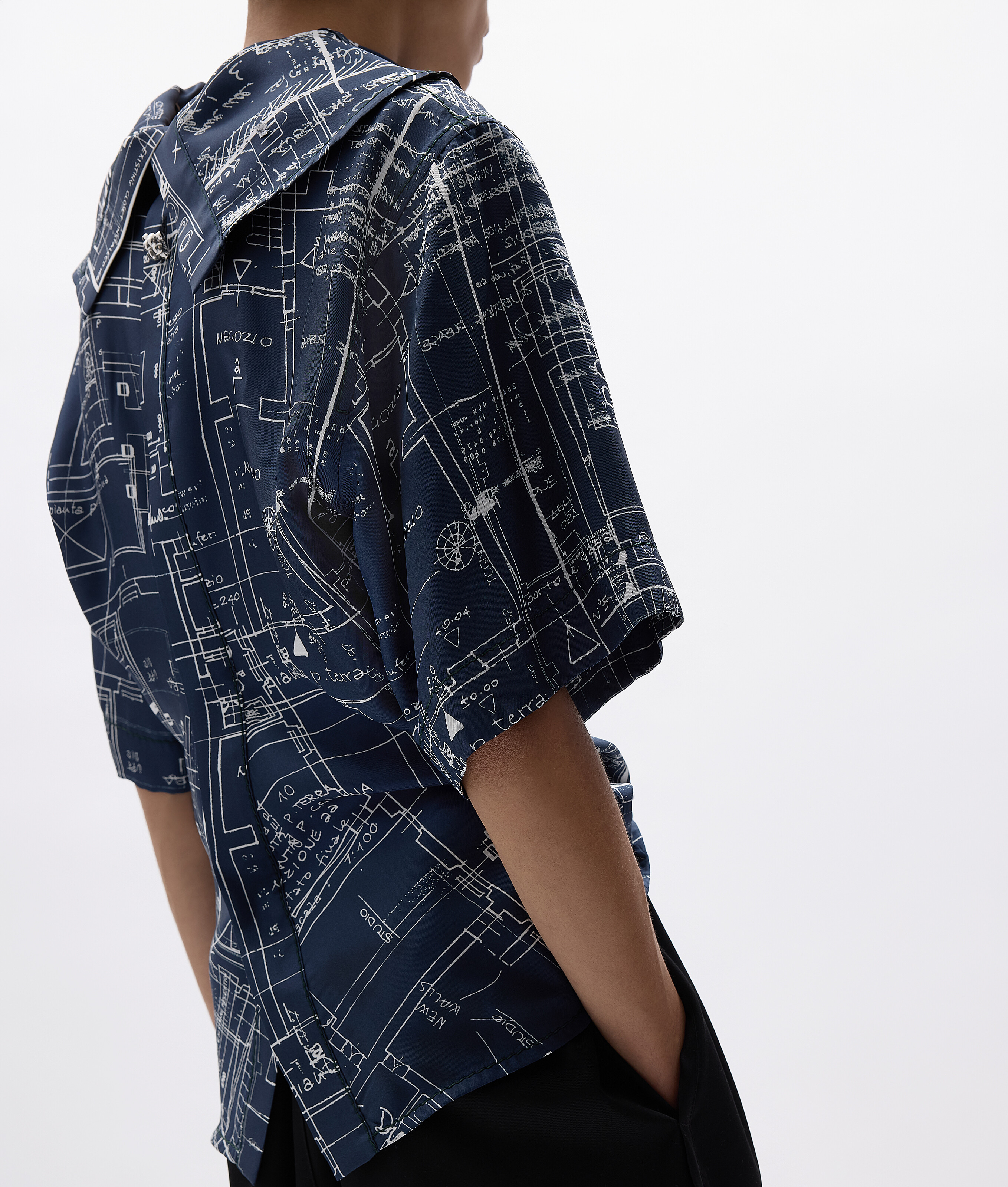 Women's Printed Silk Twill Top in Midnight blue/chalk Bottega Veneta Luxembourg EN - Image 2