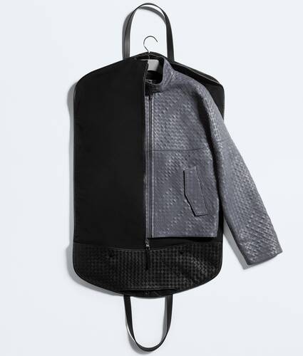 Men's Odyssey Garment Bag in Black Bottega Veneta Saudi Arabia EN - Image 7
