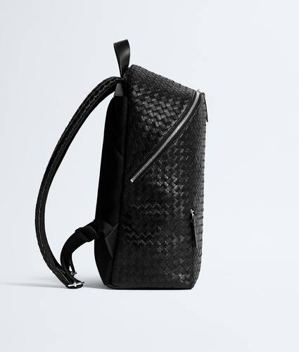 Men's Intrecciato 1975 Backpack in Black Bottega Veneta Macao SAR China EN - Image 4