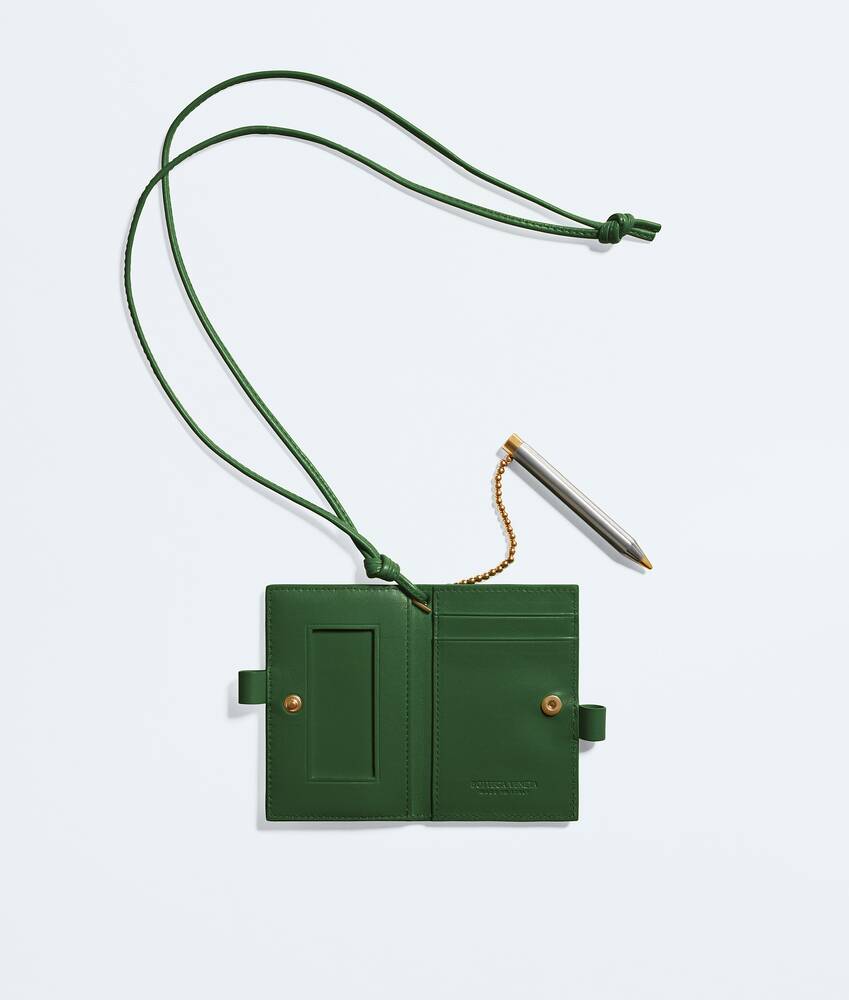 Ela's Porta-crach&aacute; Pencil Intrecciato Piccolo em Basil Bottega Veneta Brasil PT - Image 2