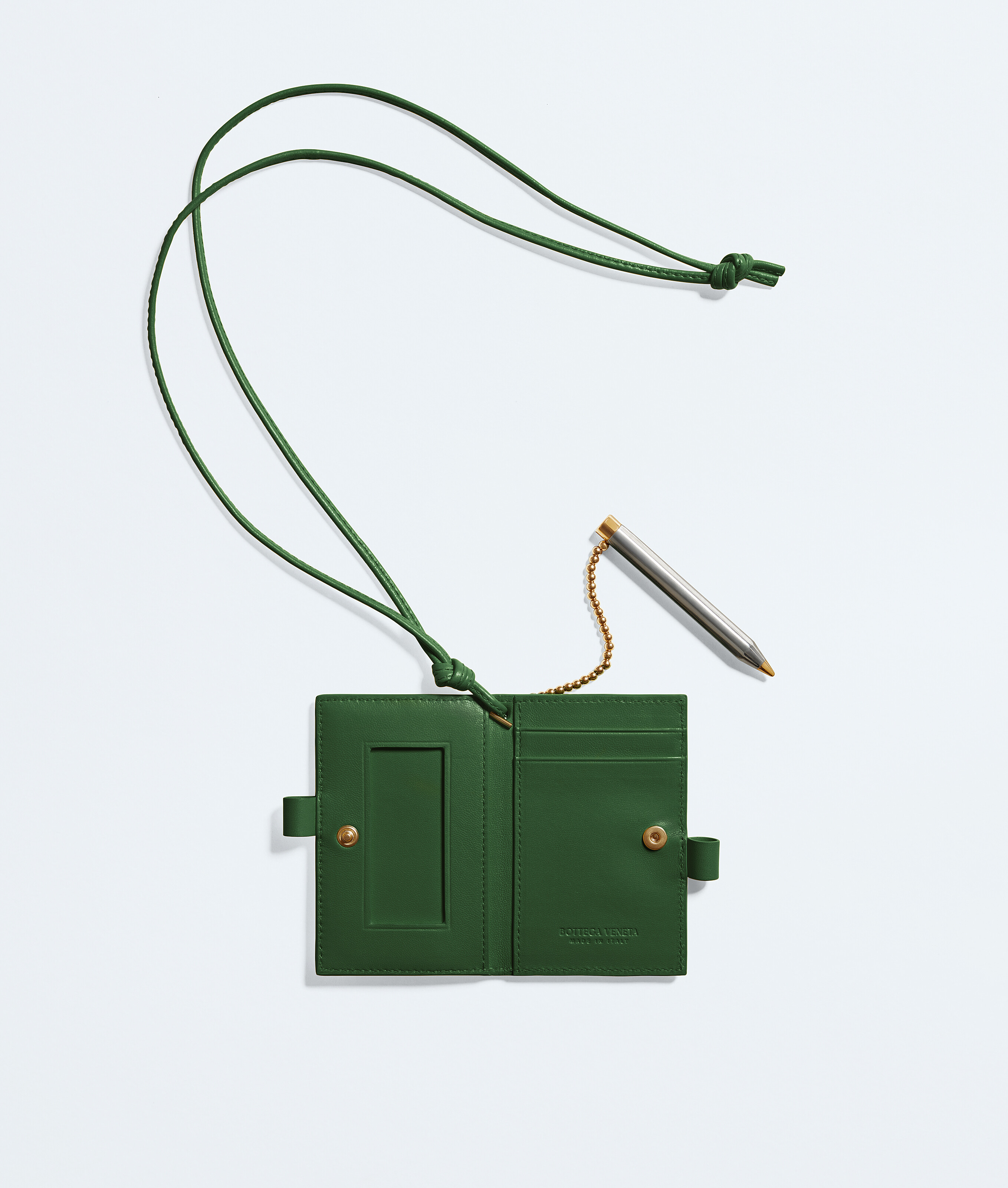 Intrecciato Piccolo Ausweisetui mit Verschluss in Stiftform für Damen in Basil Bottega Veneta Deutschland DE - Image 2