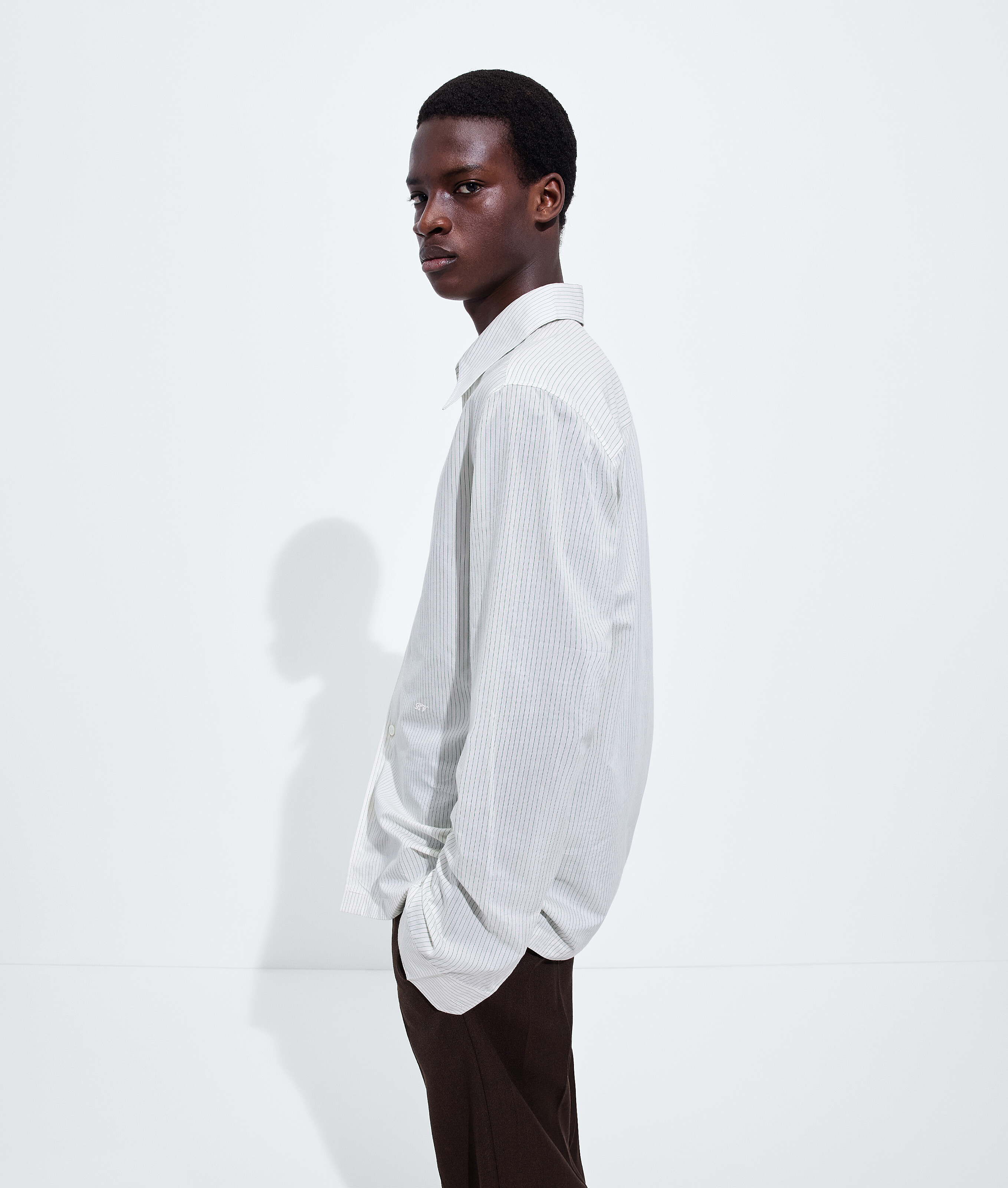 Men's Striped Cotton and Cupro Shirt in Rice/malachite Bottega Veneta Luxembourg EN - Image 2