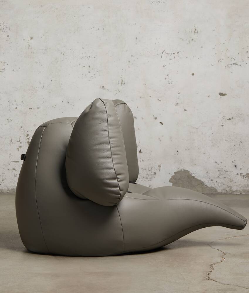 Medium Elephant Pouf in Drizzle/black Bottega Veneta Canada EN - Image 3