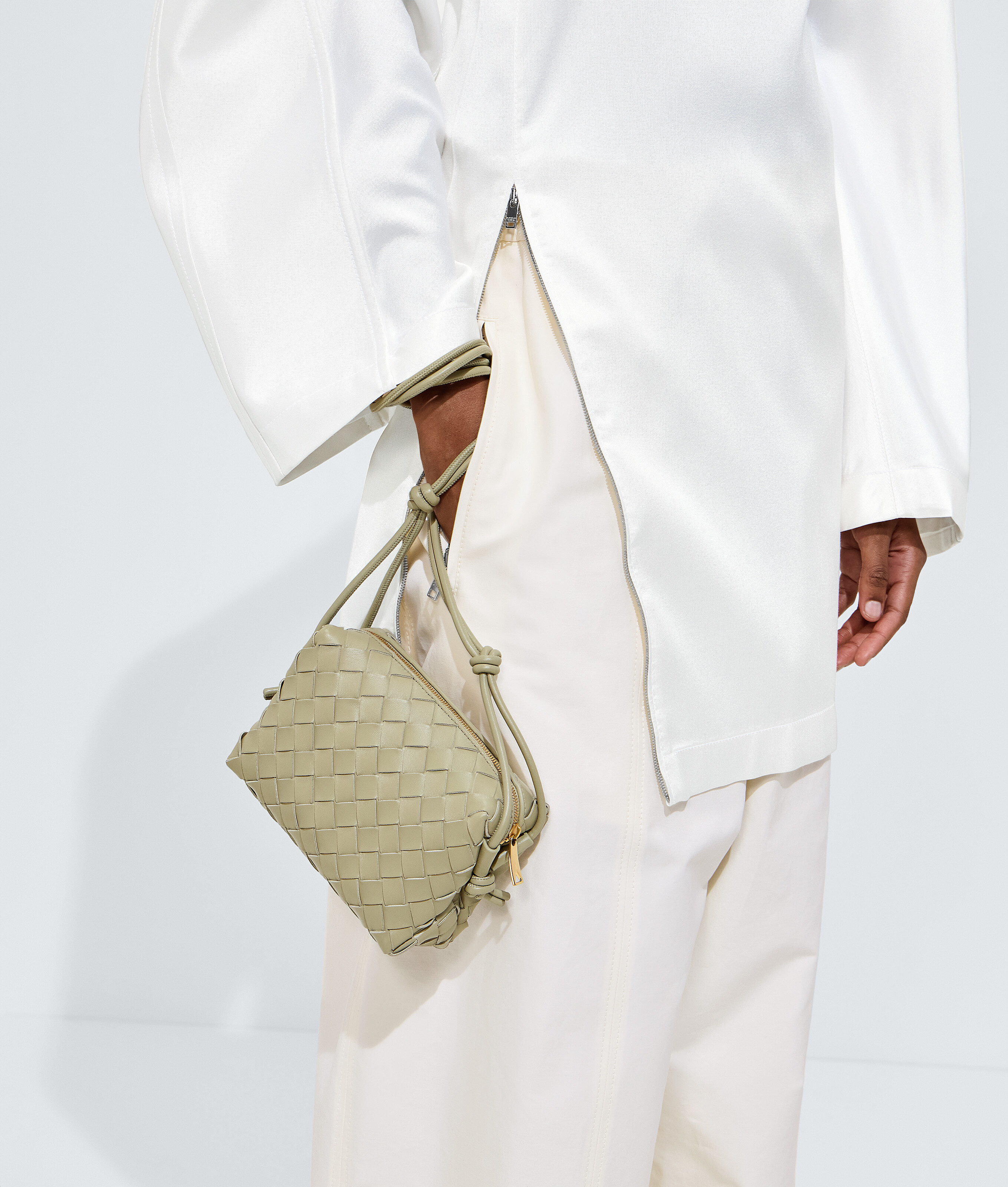 Bottega Veneta Sac Caméra Loop Mini In Neutral