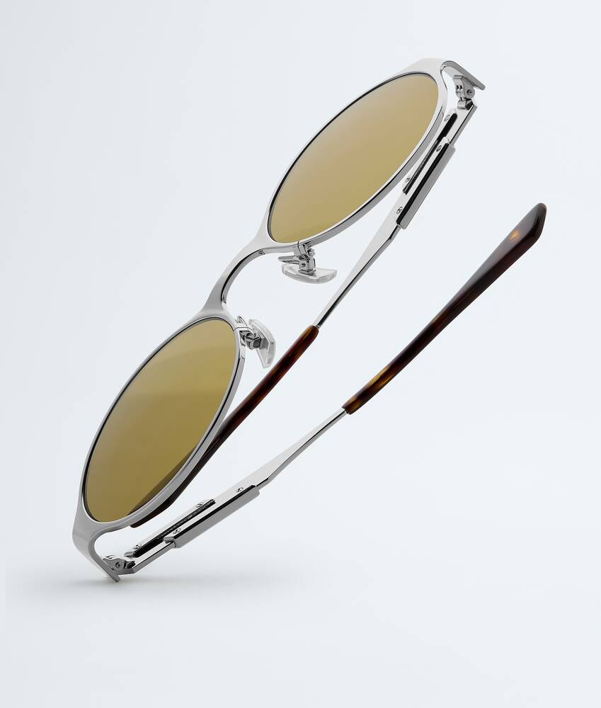 Display a large version of the product image 3 - Dash Oval Sunglasses