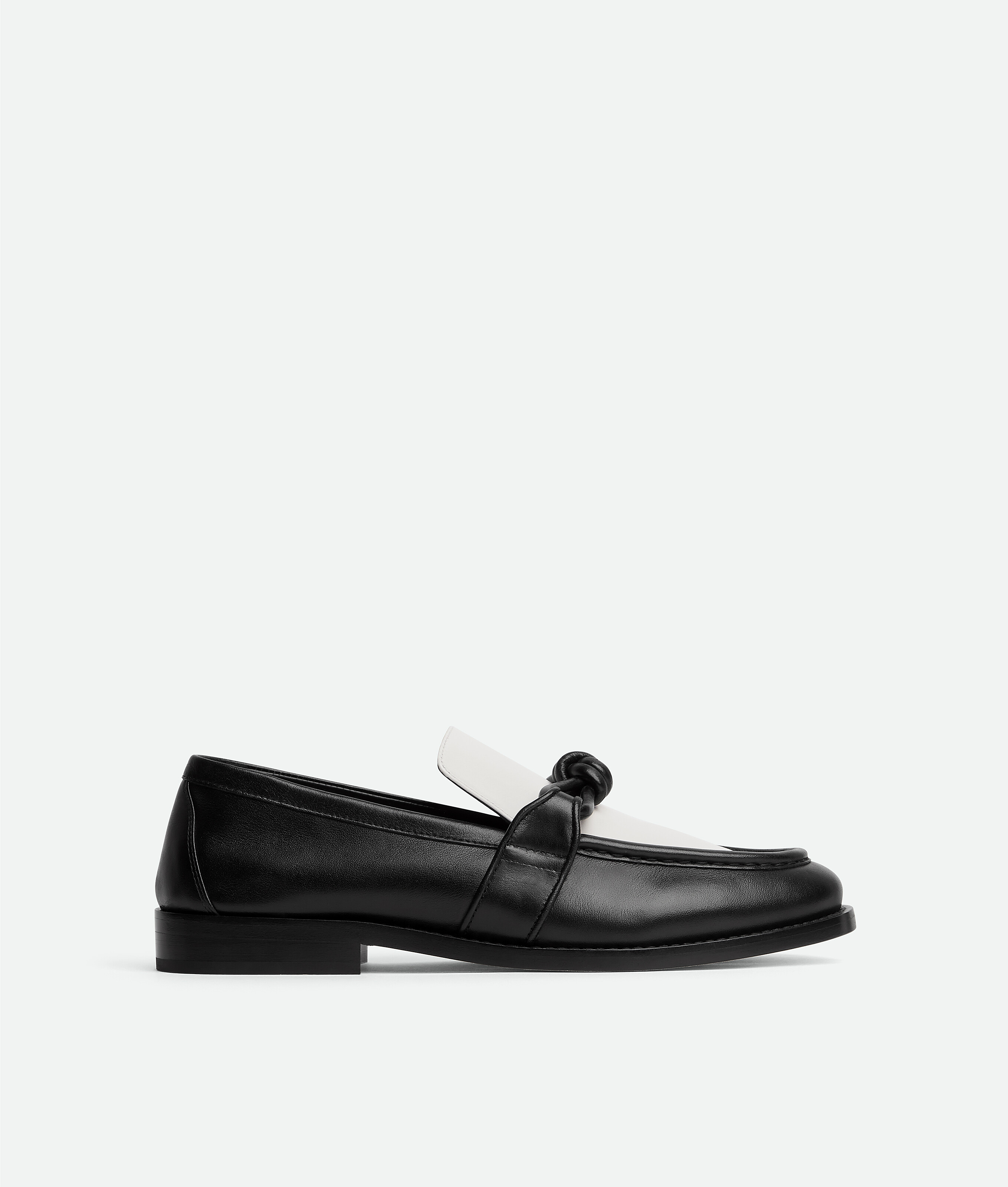 Bottega Veneta Blackwhite Solid Loafers In Black