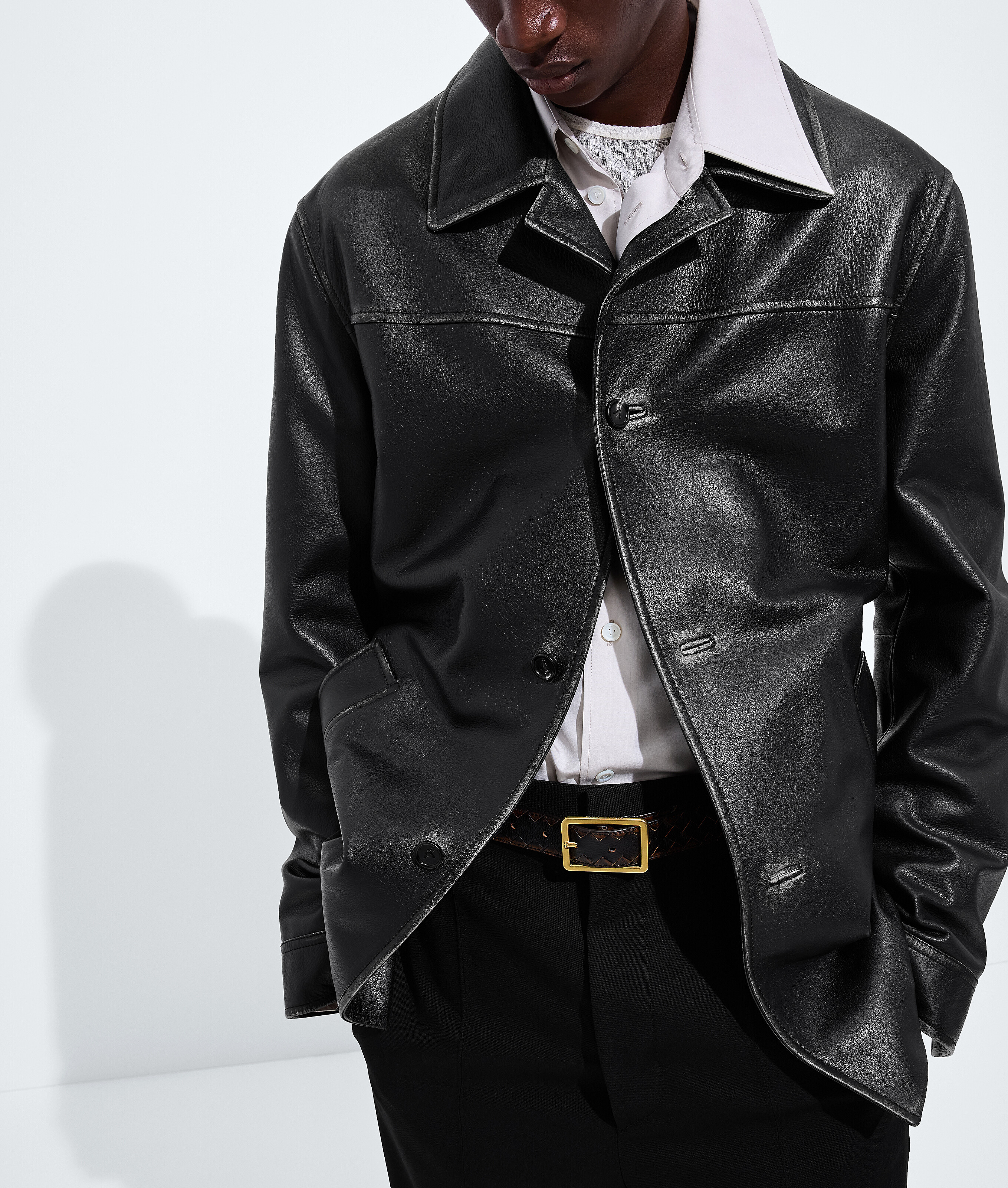 Men's Weathered Leather Coat in Double black Bottega Veneta Luxembourg EN - Image 2