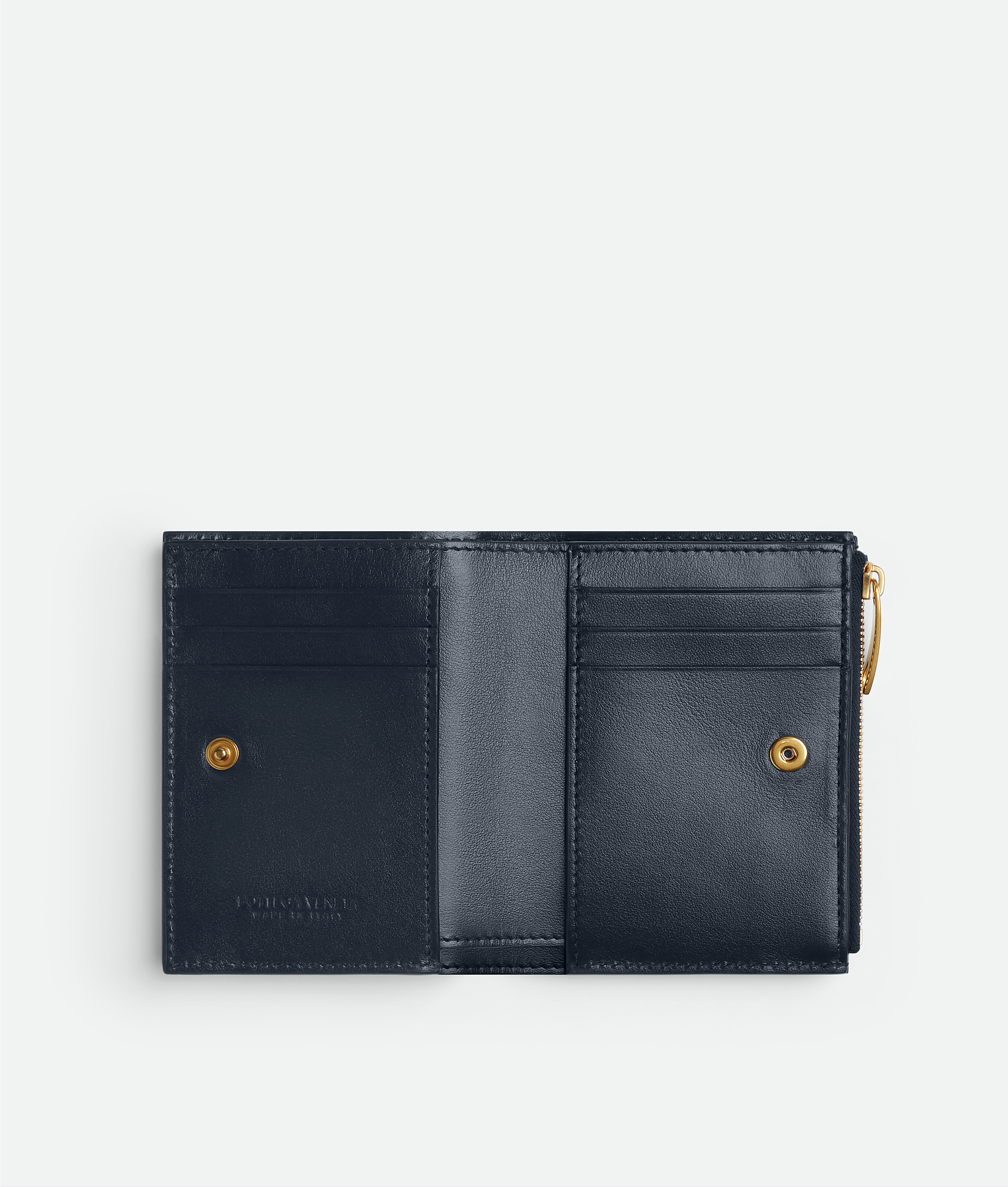 Women's Intrecciato Small Bi-Fold Wallet in Space Bottega Veneta Greece EN - Image 2