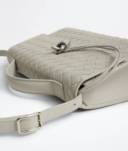 Women's Andiamo Clutch 25 in Silica gray Bottega Veneta Hong Kong SAR China EN - Image 6