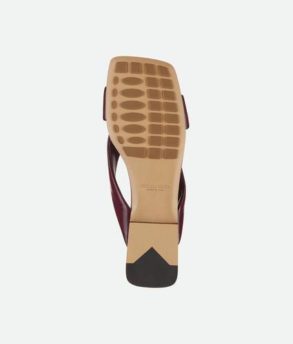 Women's Riva Flat Mule in Barolo Bottega Veneta Norway EN - Image 7