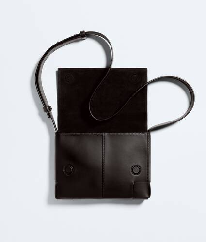 Men's Angolo Messenger in Espresso Bottega Veneta United States EN - Image 2