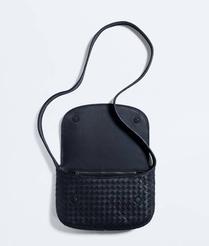 Men's Veneto Messenger in Midnight Bottega Veneta Singapore EN - Image 3