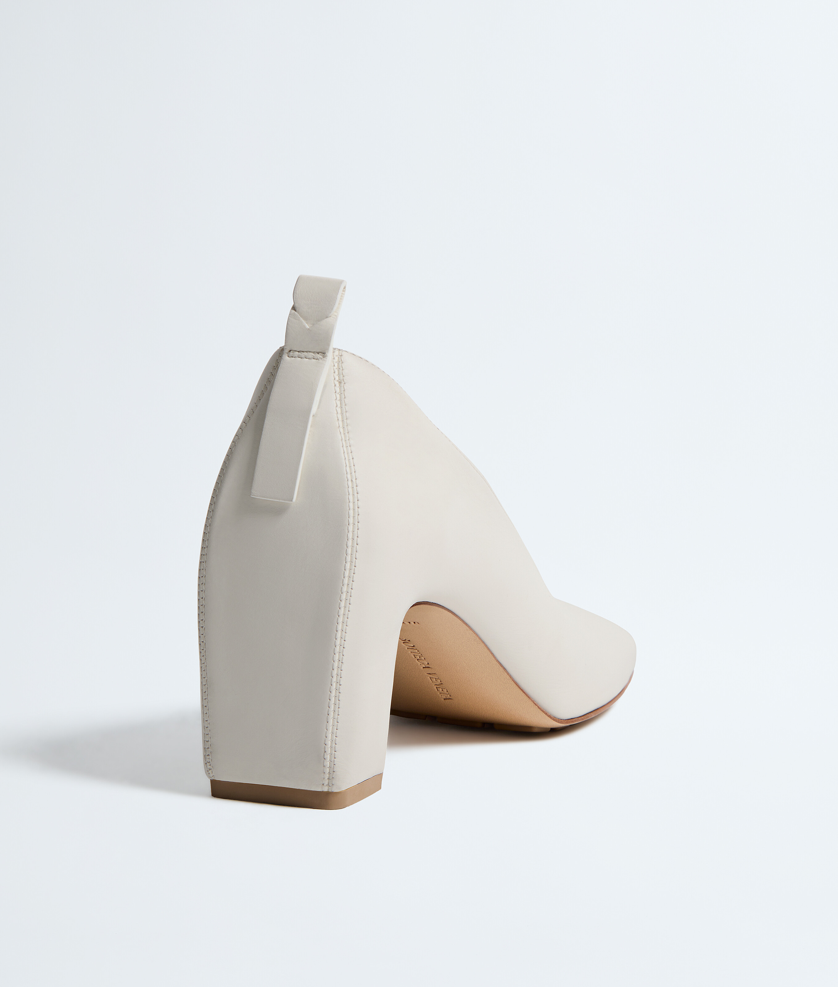 Women's Allegra Pump in Alabaster Bottega Veneta Finland EN - Image 5