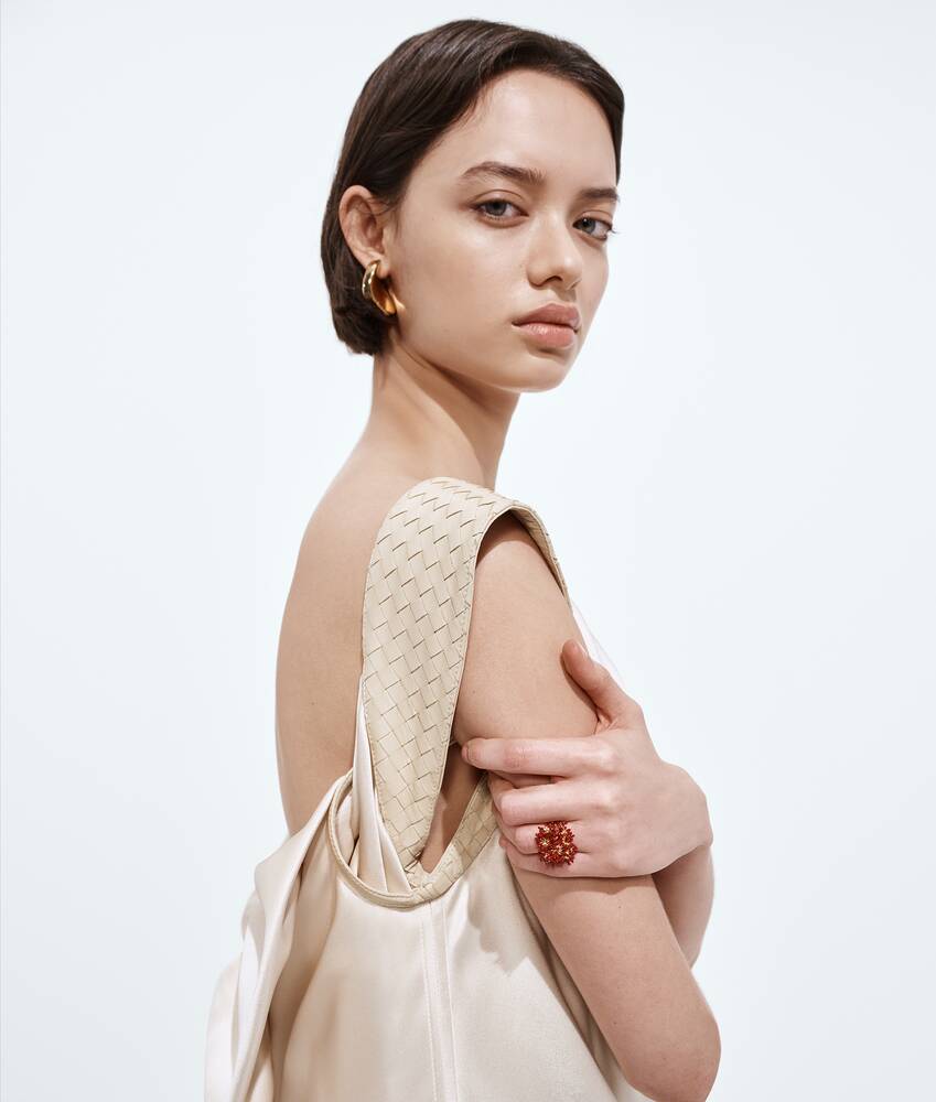 Women's Sea Coral Ring in Cardinal Bottega Veneta Bulgaria EN - Image 2