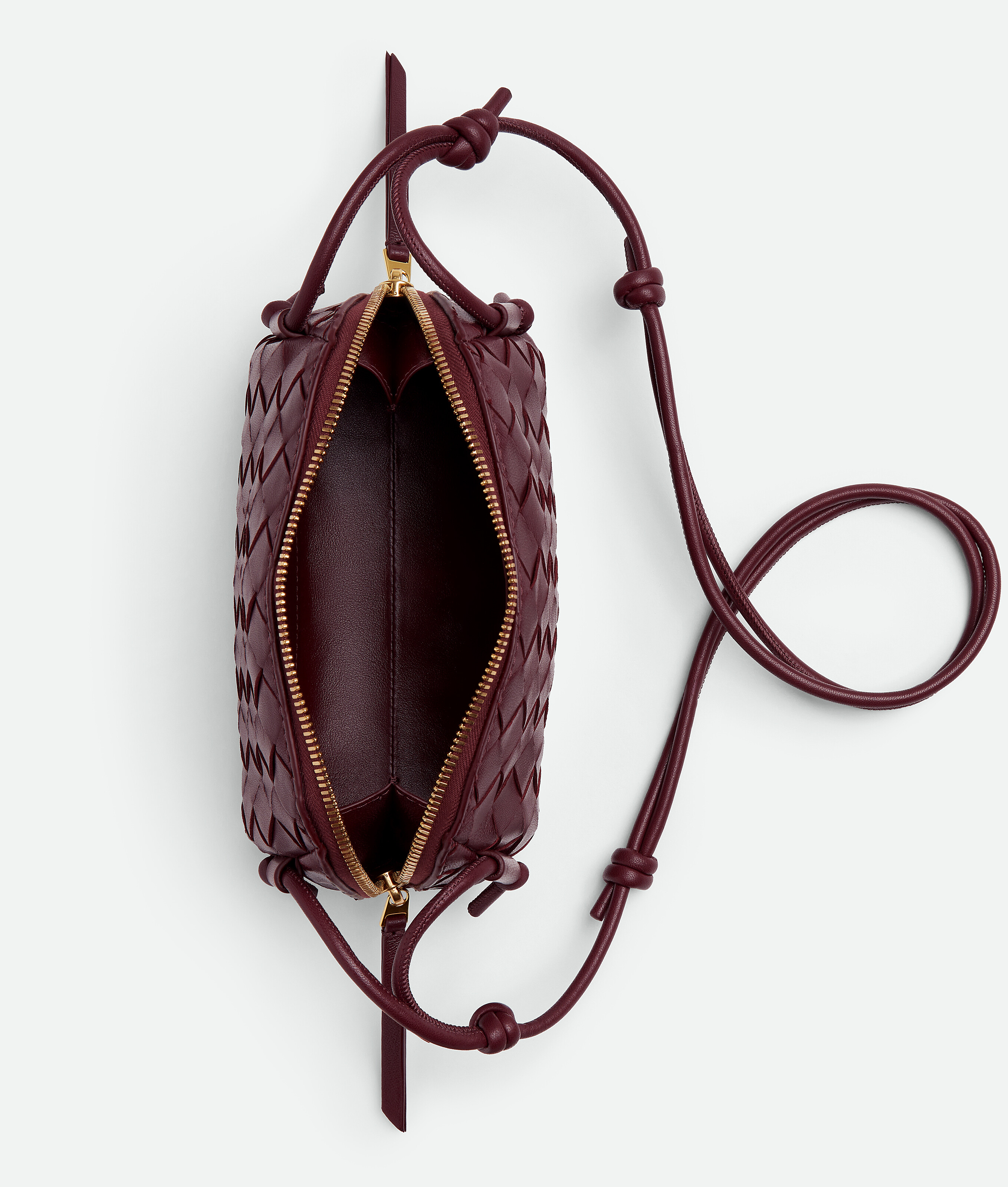 Bottega Veneta Concert Pouch In Burgundy