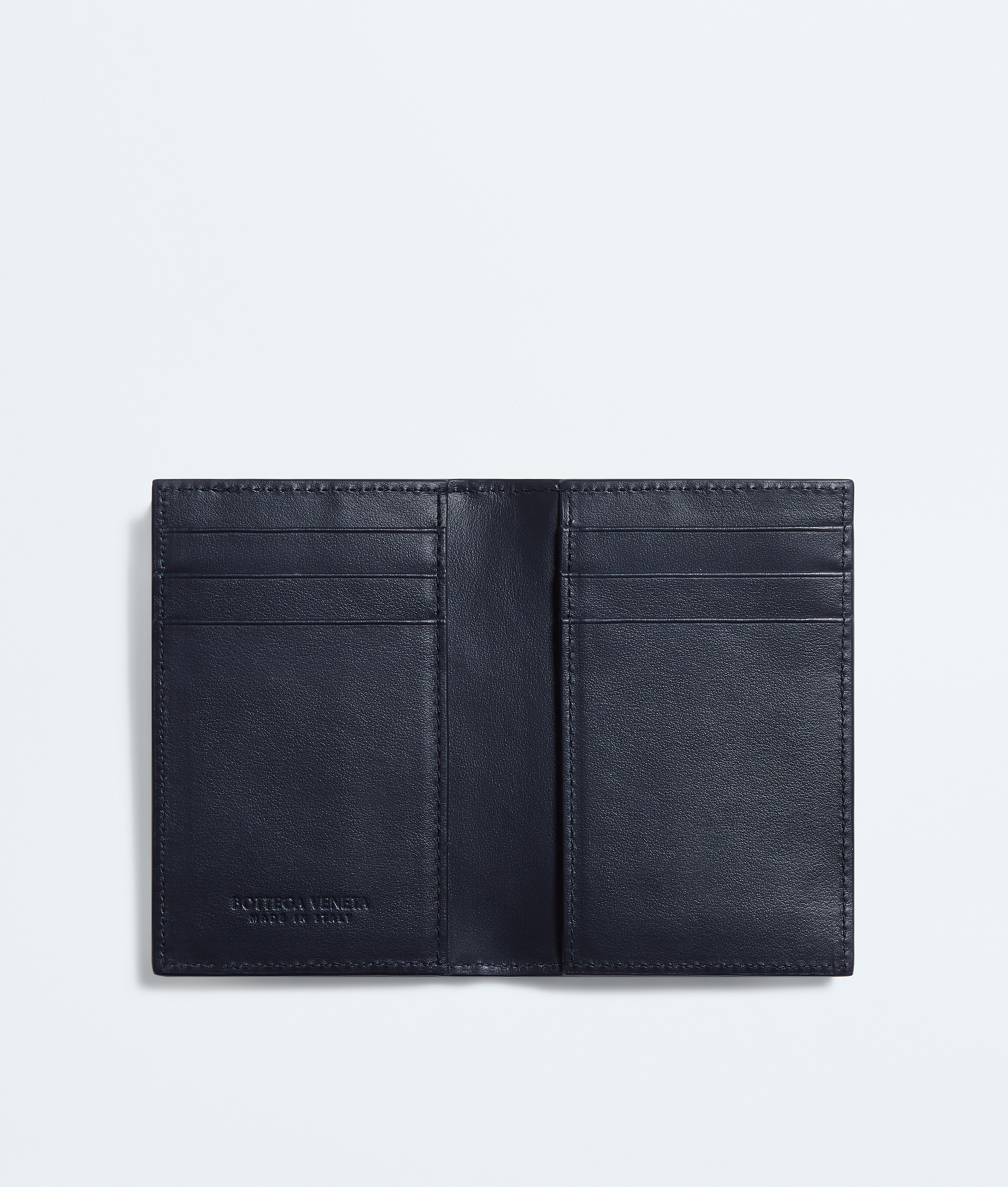 Men's Intrecciato Flap Card Case in Midnight/taxi Bottega Veneta Bulgaria EN - Image 2