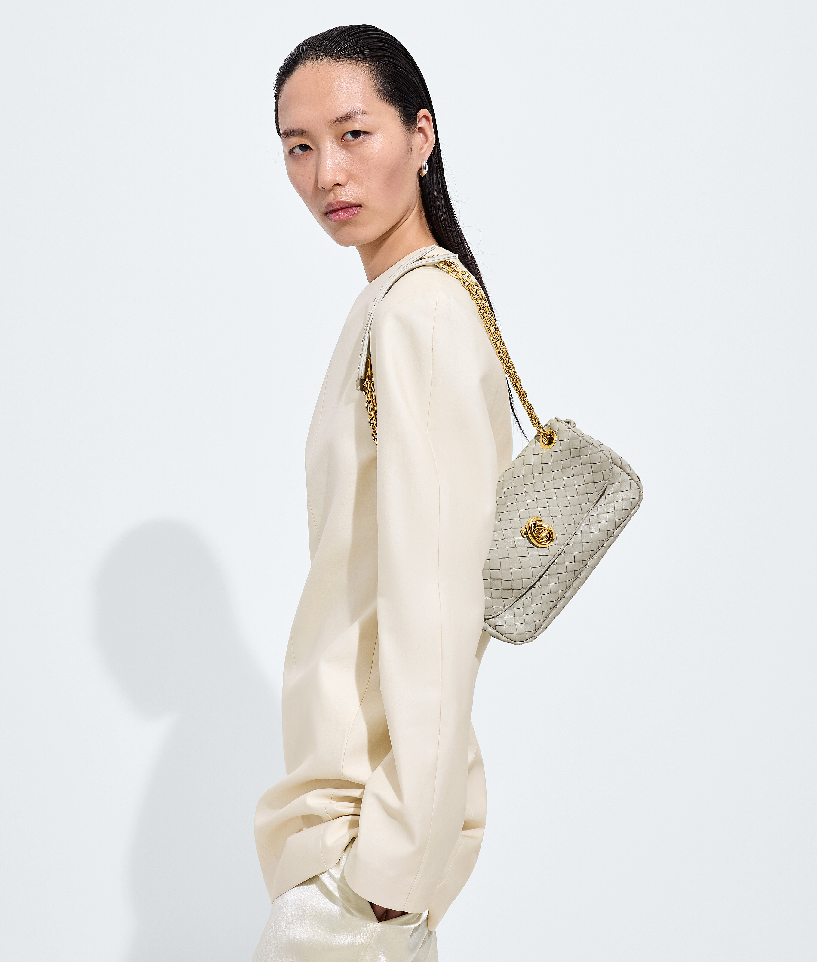 Women's Baby Madison in Silica gray Bottega Veneta Luxembourg EN - Image 5