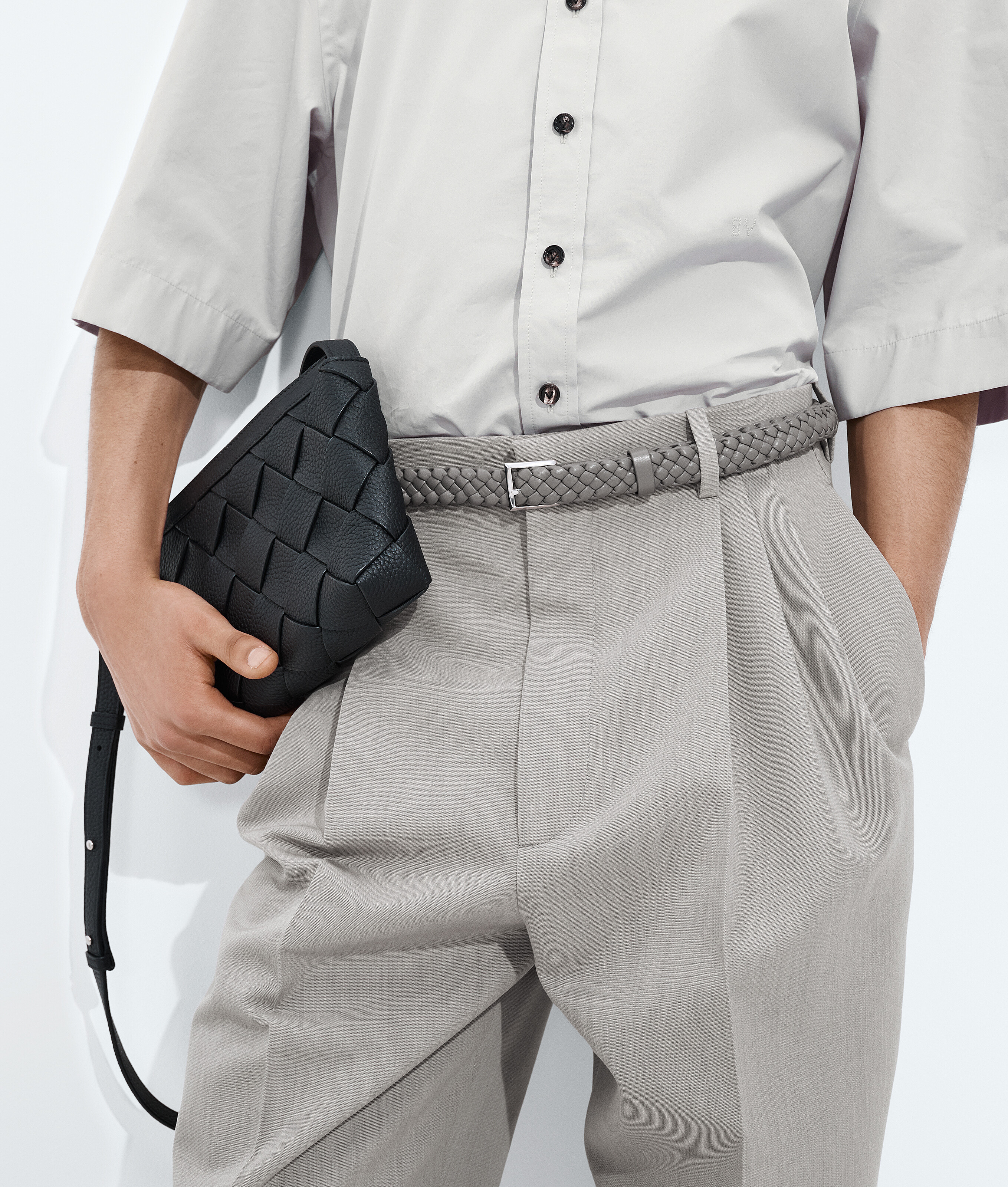 Men's Solo Belt in Basalt Bottega Veneta Luxembourg EN - Image 2