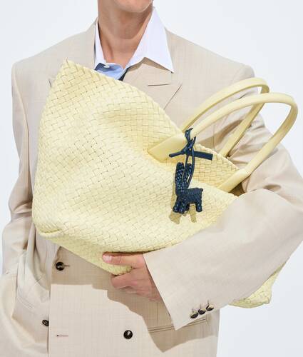 Rabbit Charm in Deep blue Bottega Veneta Canada EN - Image 2