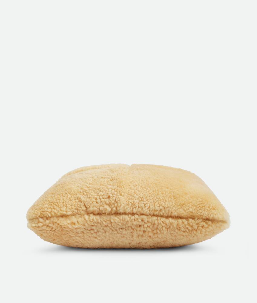 Shearling Cassette Cushion in Butter Bottega Veneta Italy EN - Image 2