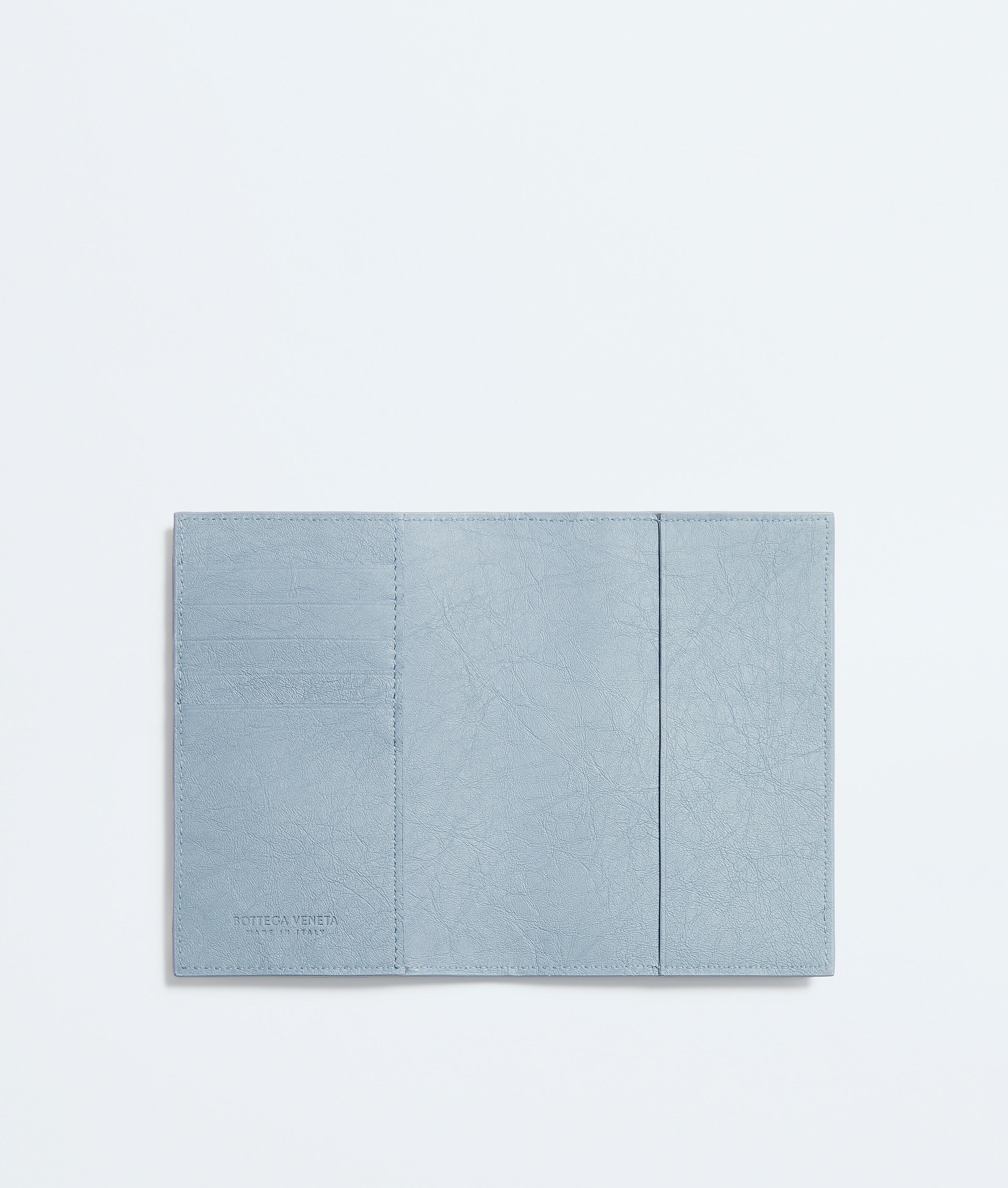 Men's Woven Mycelium Passport Case in Mineral Bottega Veneta Finland EN - Image 2
