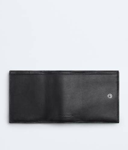 Men's Intrecciato Tiny Tri-Fold Wallet in Nero Bottega Veneta Denmark EN - Image 2