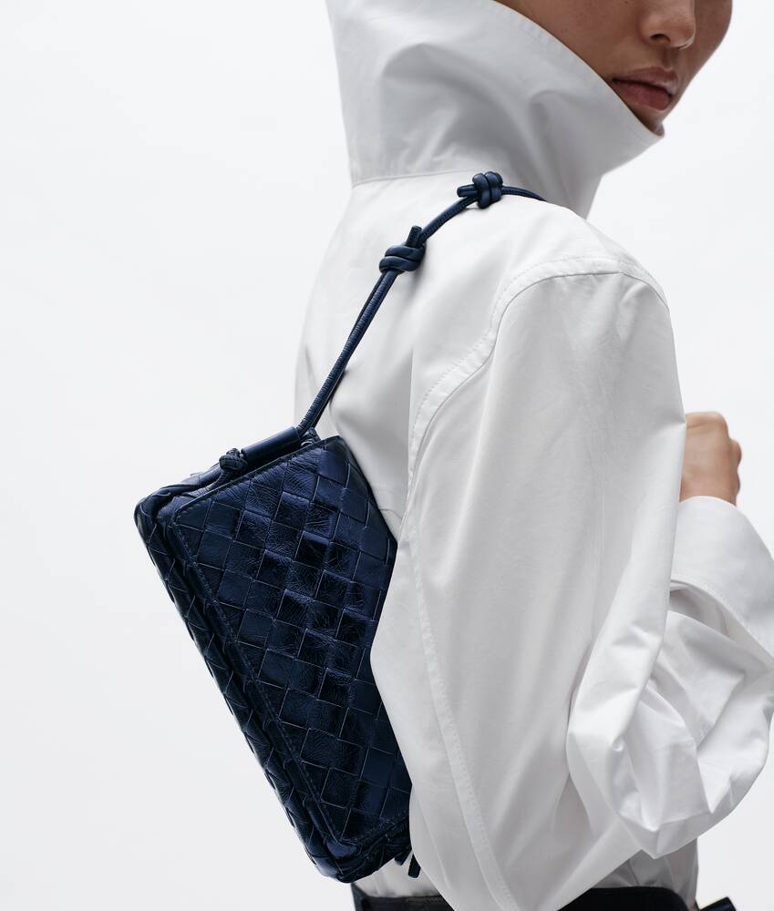 Women's Notturno in Space blue Bottega Veneta Taiwan EN - Image 2