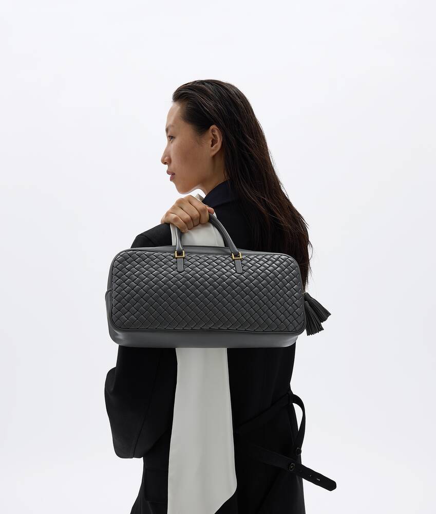 Elio peque&ntilde;o para Mujer en Obsidian grey Bottega Veneta M&eacute;xico ES - Image 5