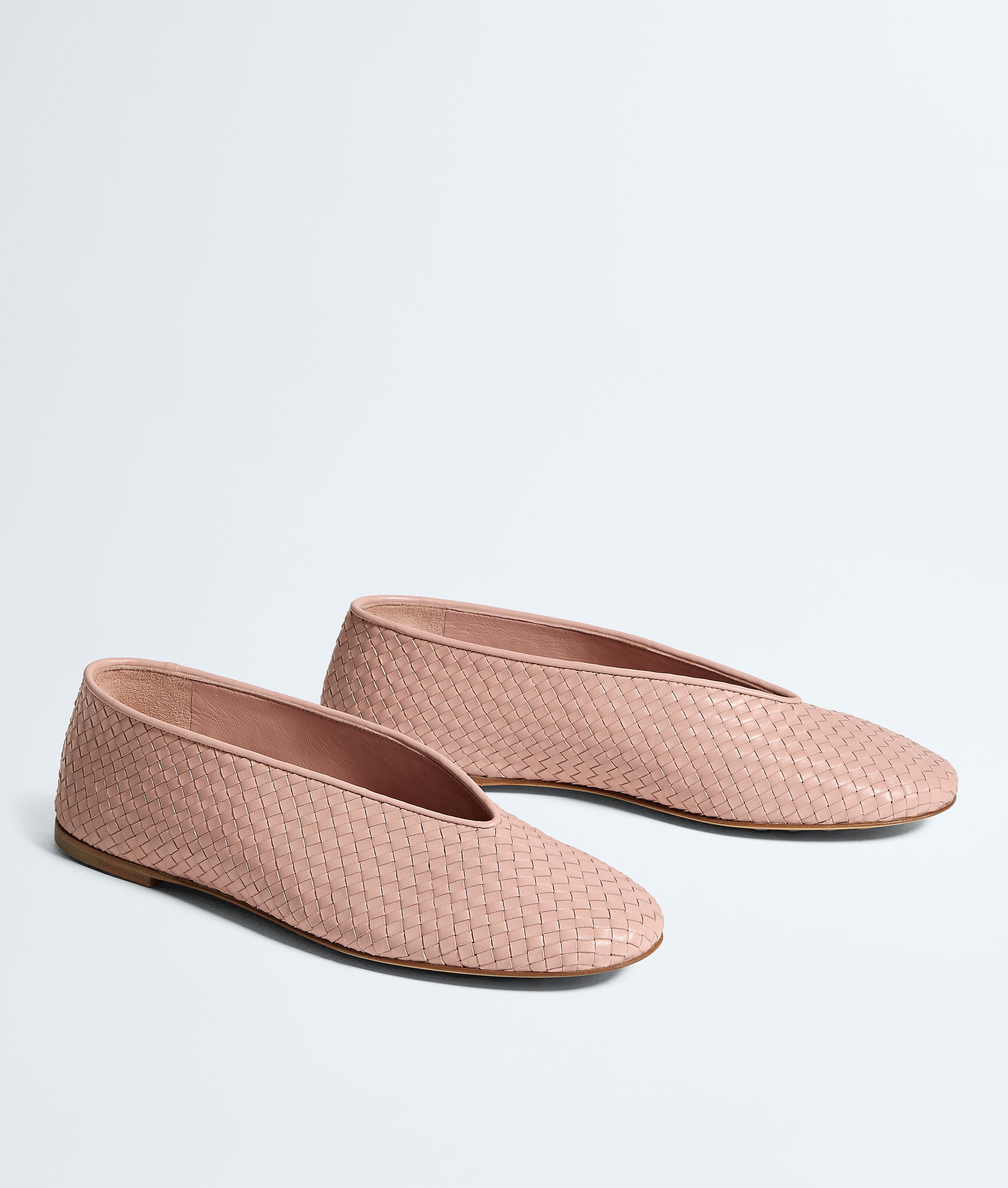 Women's shoes
