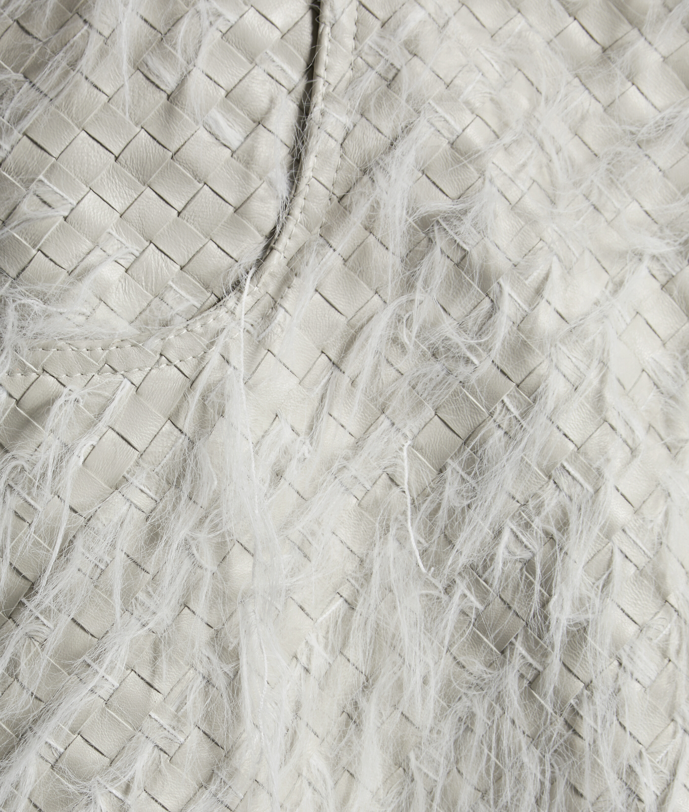 Women's Fluffy Intrecciato Leather Pants in Pumice Bottega Veneta Luxembourg EN - Image 5