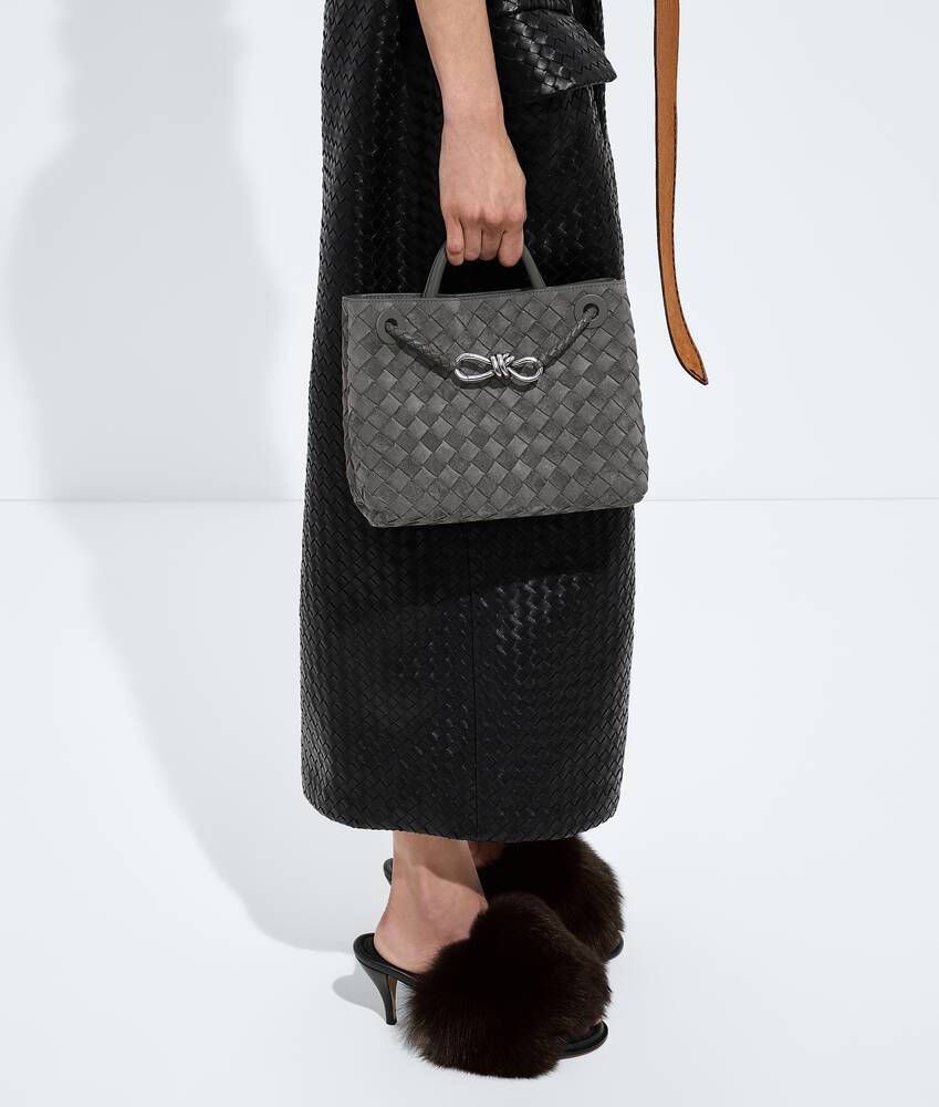 Women's Small Andiamo in Obsidian gray Bottega Veneta United Arab Emirates EN - Image 7