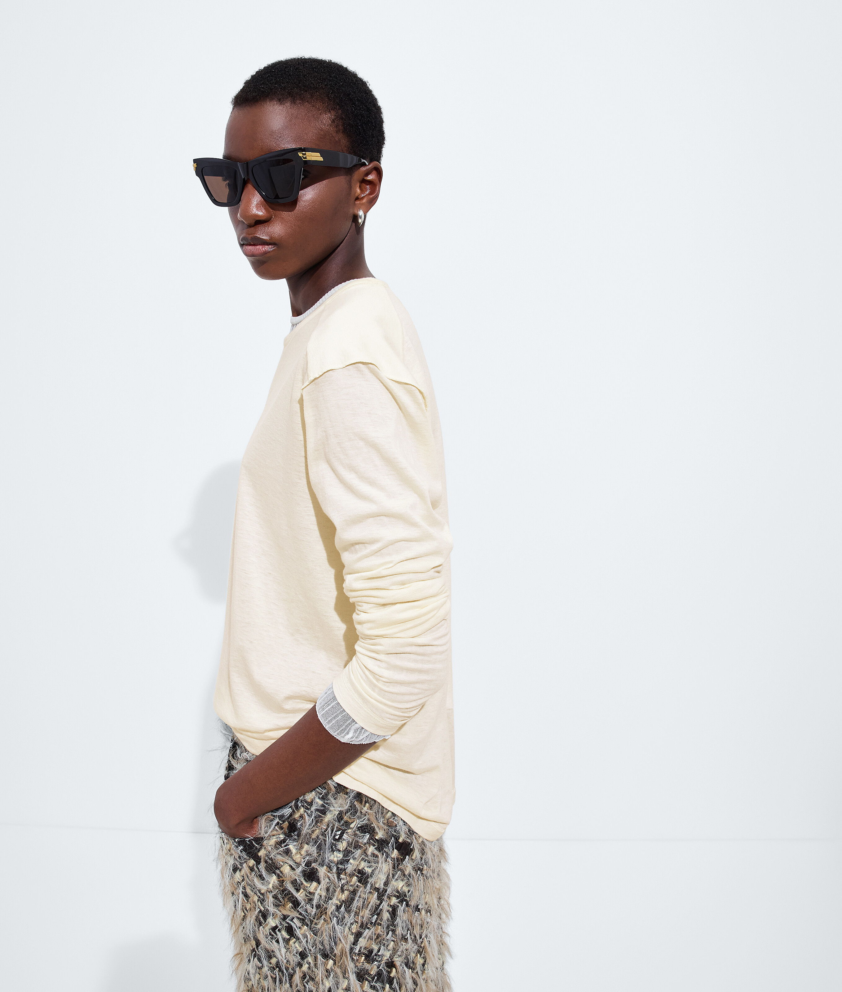 Women's Cotton and Cashmere Jersey T-Shirt in Parchment Bottega Veneta Luxembourg EN - Image 2