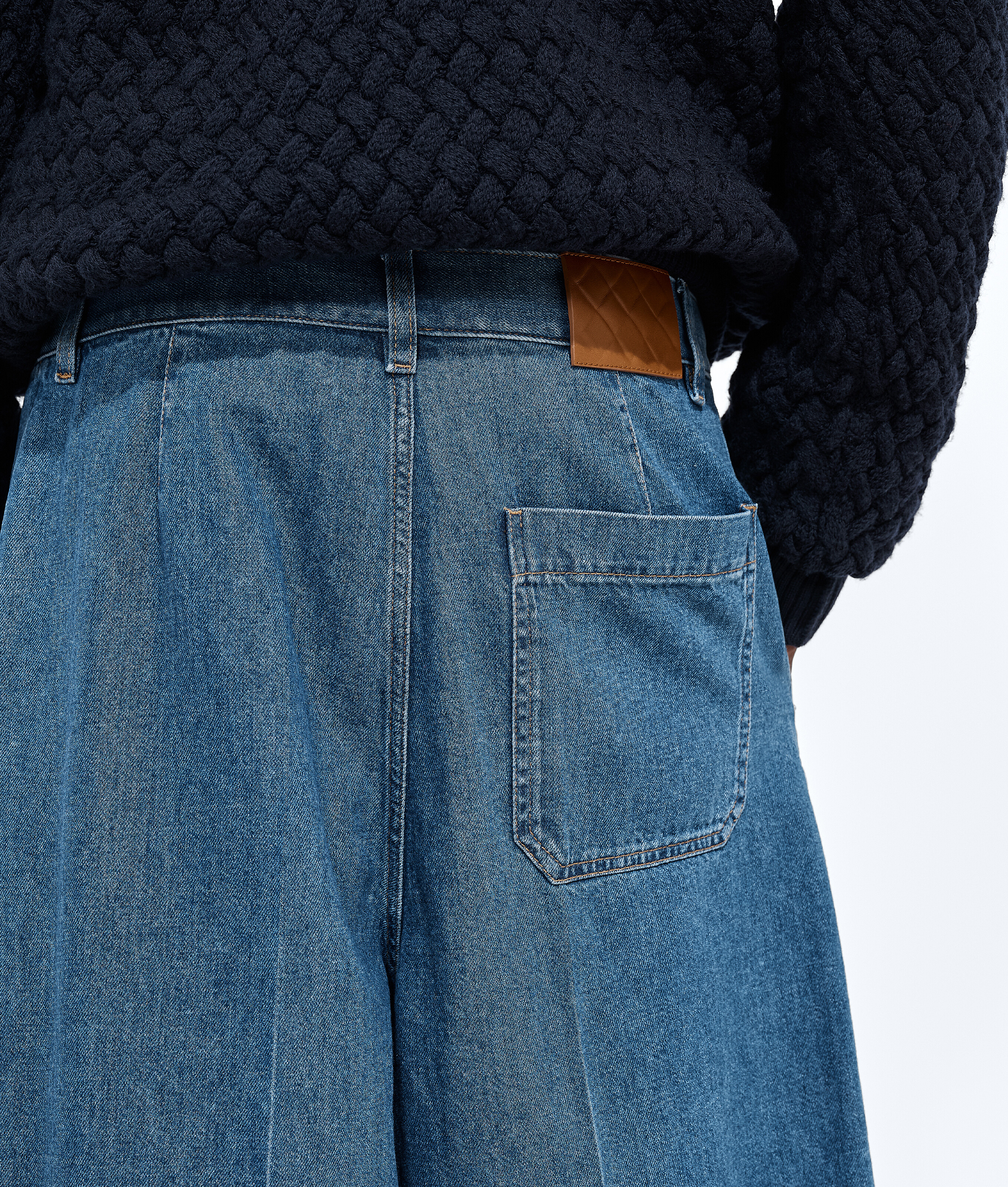 Men's Atlantic Blue Denim Shorts in Mid blue Bottega Veneta Luxembourg EN - Image 4