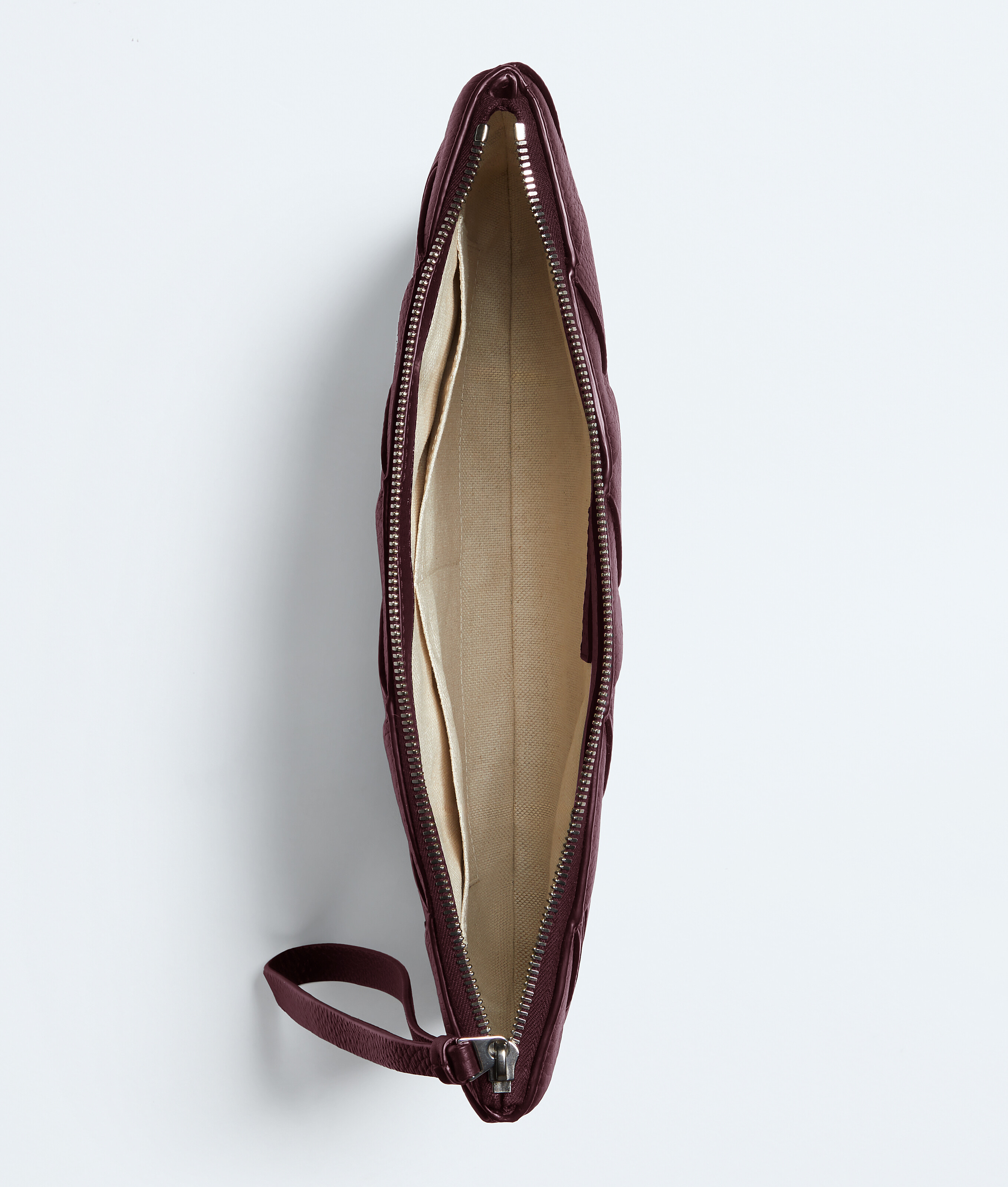 Große Diago Pouch für Herren in Deep mahogany Bottega Veneta Österreich DE - Image 3
