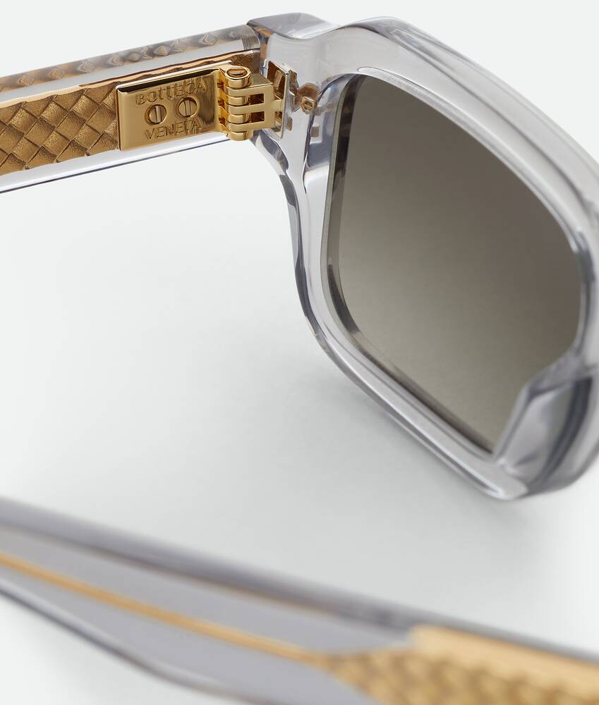 Display a large version of the product image 4 - Intrecciato Rectangular Sunglasses