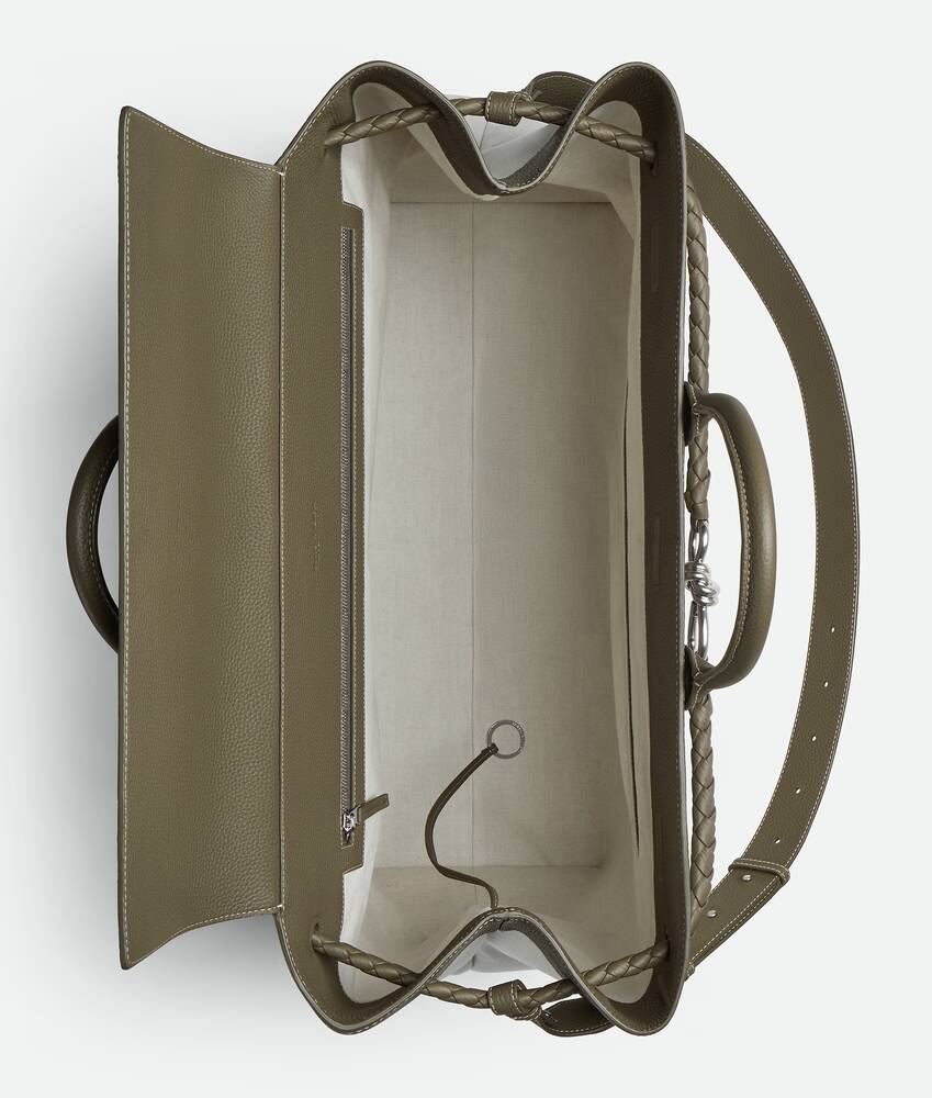 Men's Maxi Andiamo Voyager in Natural/cypress Bottega Veneta Zimbabwe EN - Image 3