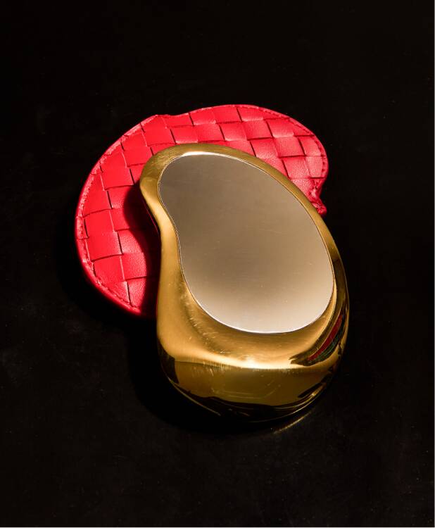 Pocket mirror