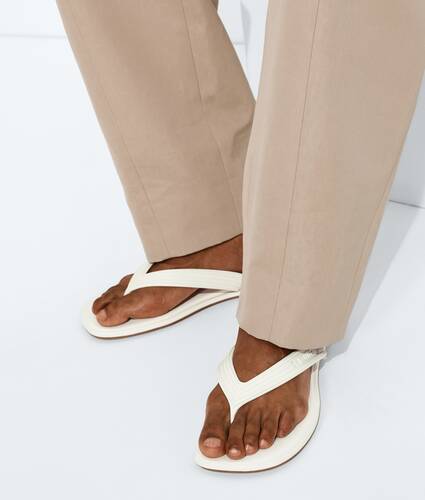 Men's Sampieri Thong in Alabaster Bottega Veneta Belgium EN - Image 2