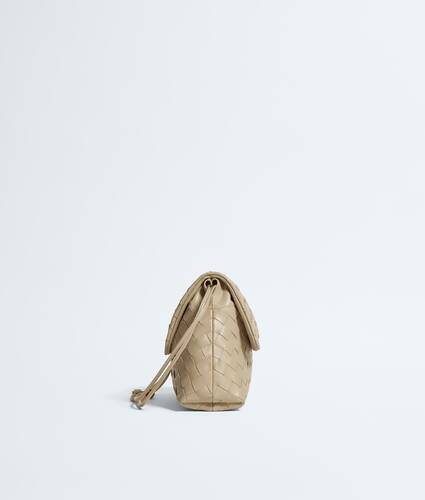 Women's Giorno in Ecru Bottega Veneta Taiwan EN - Image 4