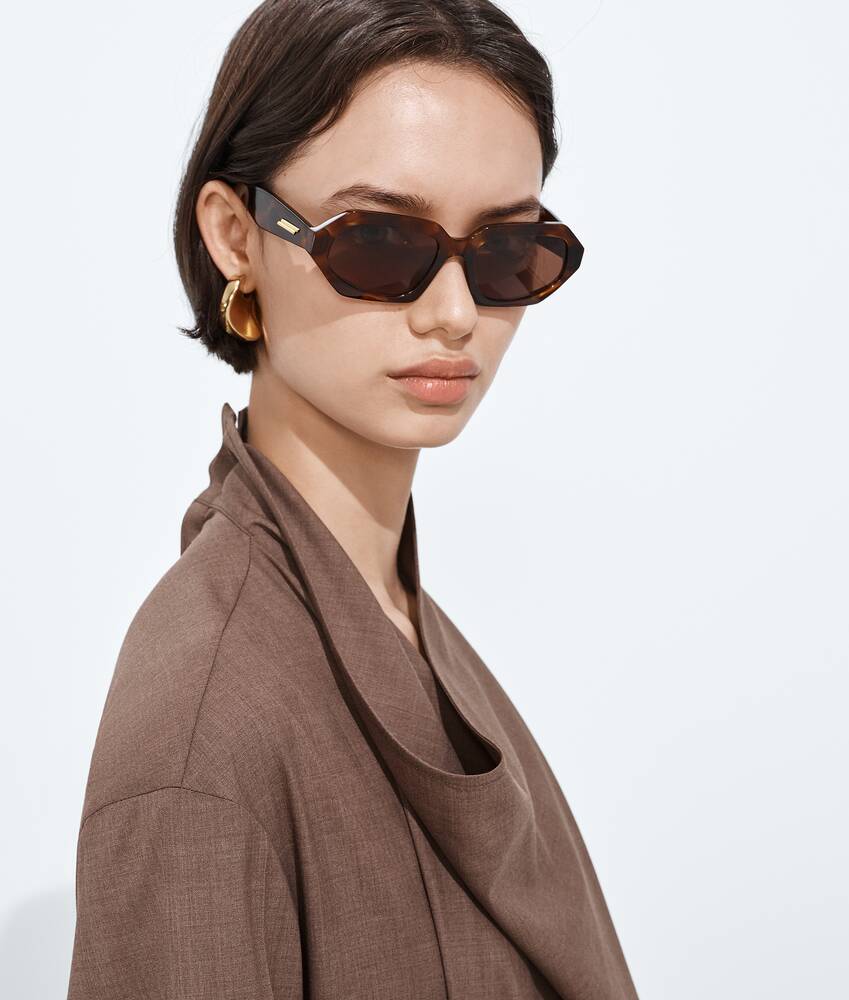 Classic Oval Sunglasses in Brow Bottega Veneta United Kingdom EN - Image 2