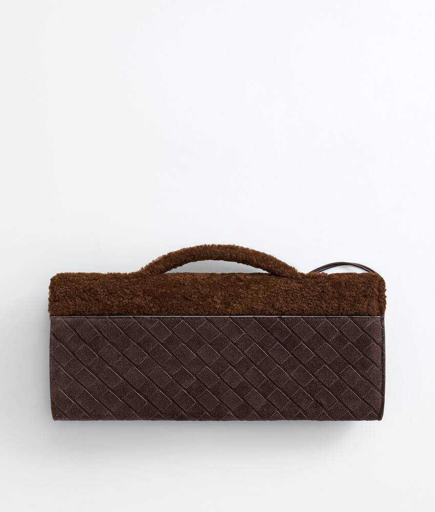 Women's Andiamo Clutch in Fondant/gingerbread Bottega Veneta Macao SAR China EN - Image 4