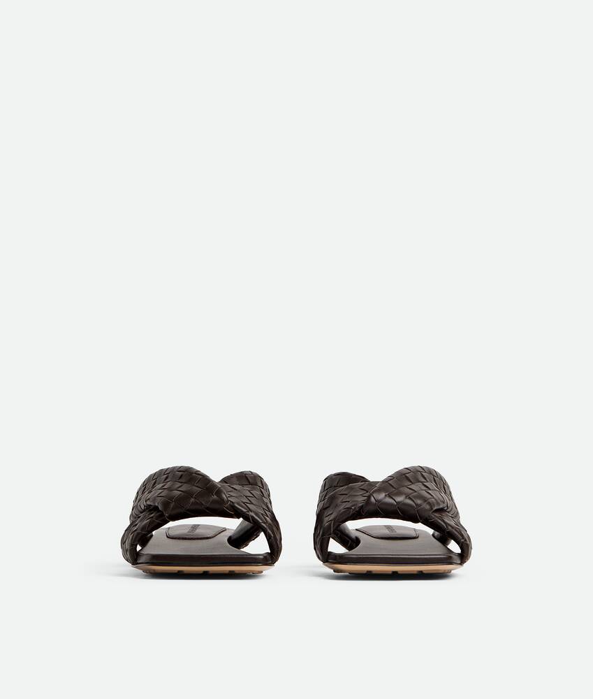 Women's Riva Flat Mule in Fondant Bottega Veneta Kuwait EN - Image 3